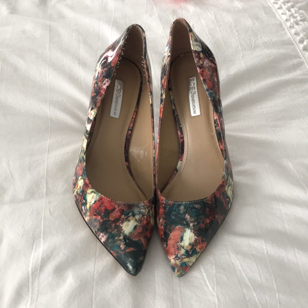BCBG generation high heel shoes